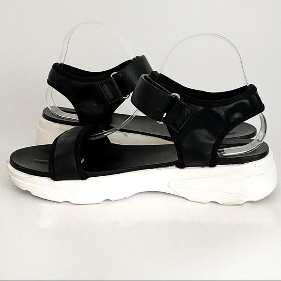 Rouge Helium Casual Sandals Size 10 - Picture 4 of 7